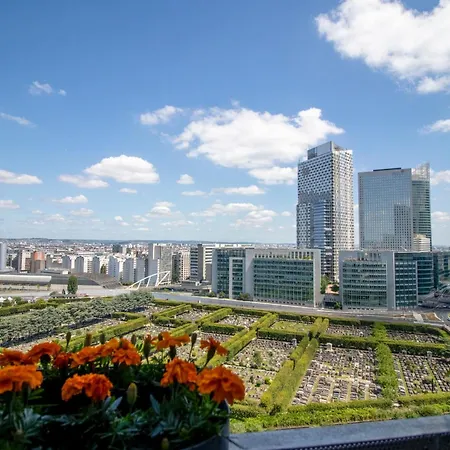 Luxury 2 With Balcony * Puteaux